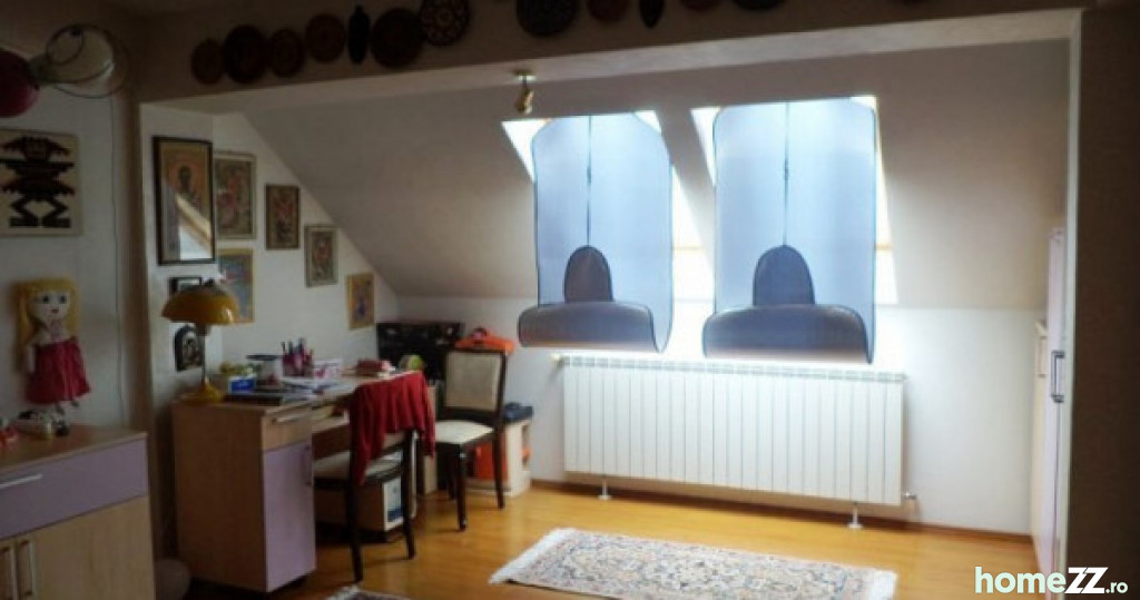 Apartament 4 camere atractiv zona jiului