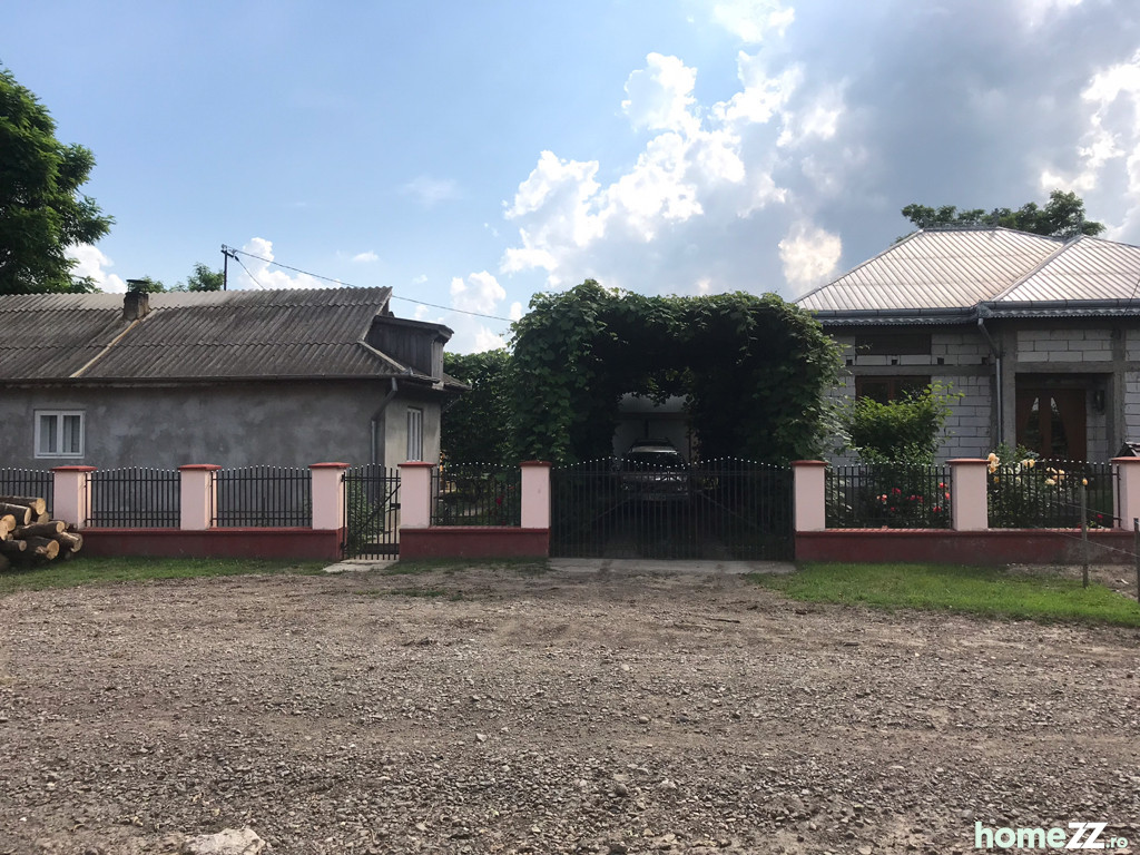 Casa si teren Crasnaleauca Cotusca Central