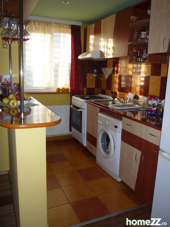 Apartament 3 camere, Baia Comunala
