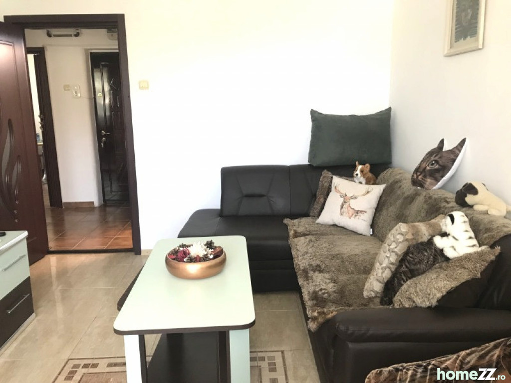 I.C.BRATIANU - Apartament 3 camere deosebit si ingrijit !