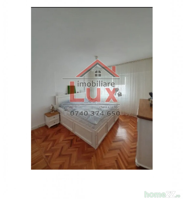 ID 3236 Apartament 3 camere de Zona Peco