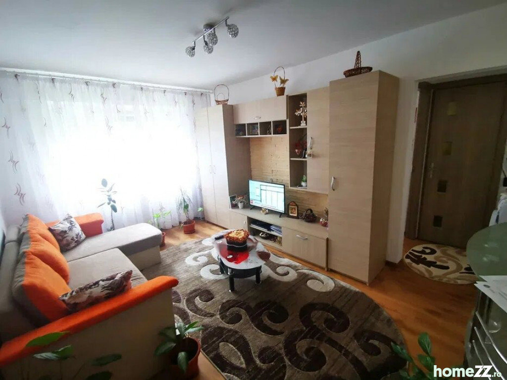 Apartament 2 camere zona Romanilor, etaj 1