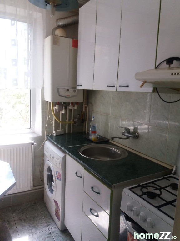 Apartament cu doua camere situat în Micro 19