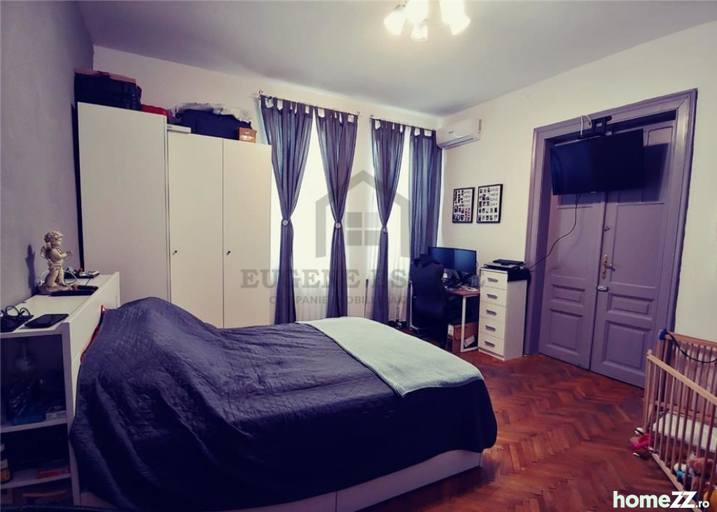 Apartament in cladire istorica, cu 3 camere, zona Badea C...