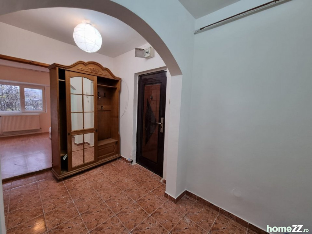 Apartament 3 camere, Mioritei