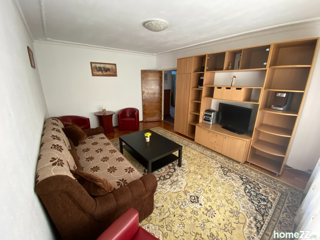 Apartament 3 camere, Ozana