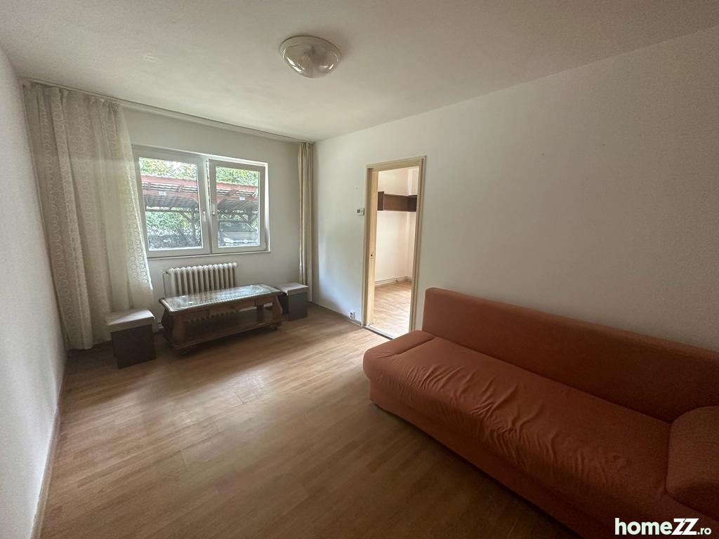 Apartament 2 camere, Dambu Pietros