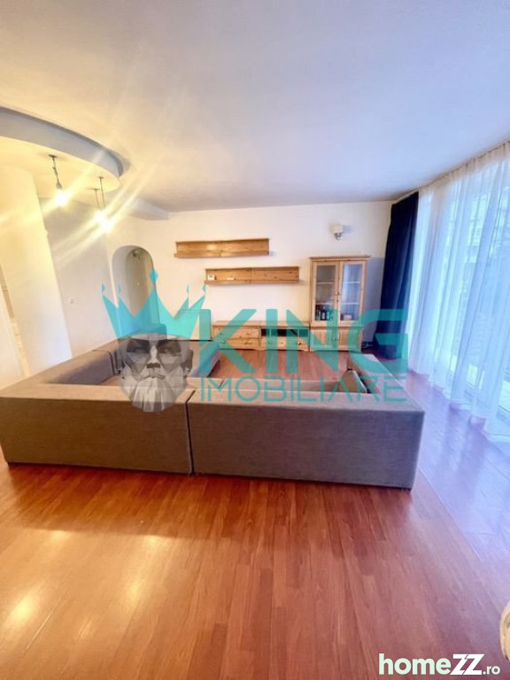 Apartament 3 camere, Sub Arini