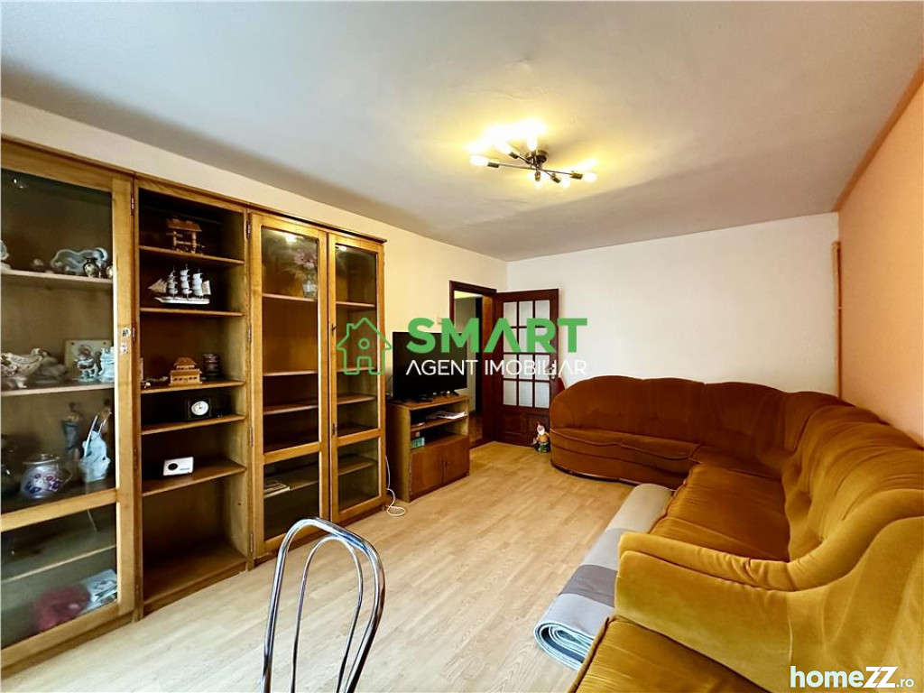 Apartament 3 camere, Podgoria