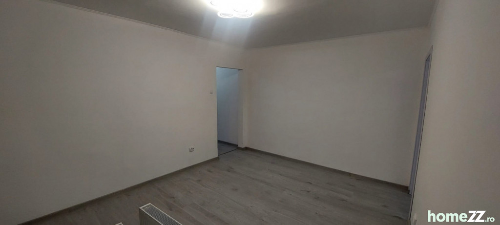 Apartament 3 camere, Groapa