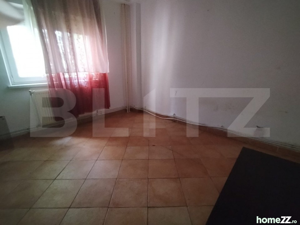 Apartament 2 camere, George Bacovia