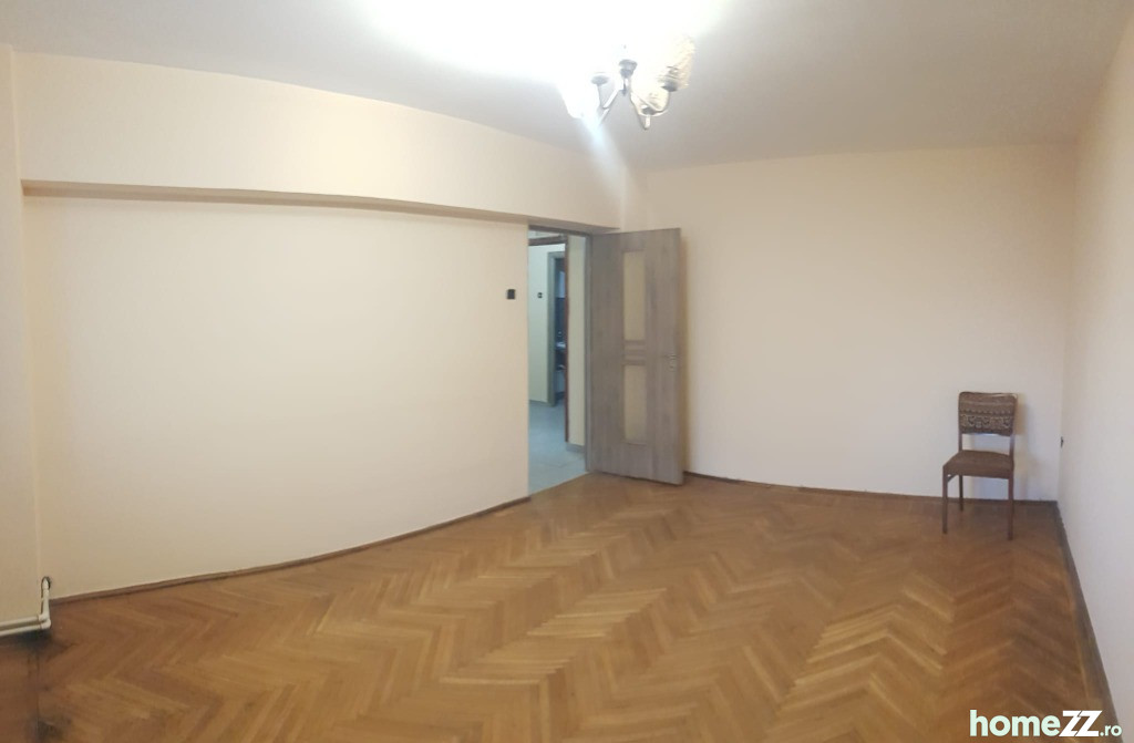 Apartament 3 camere, Scolilor