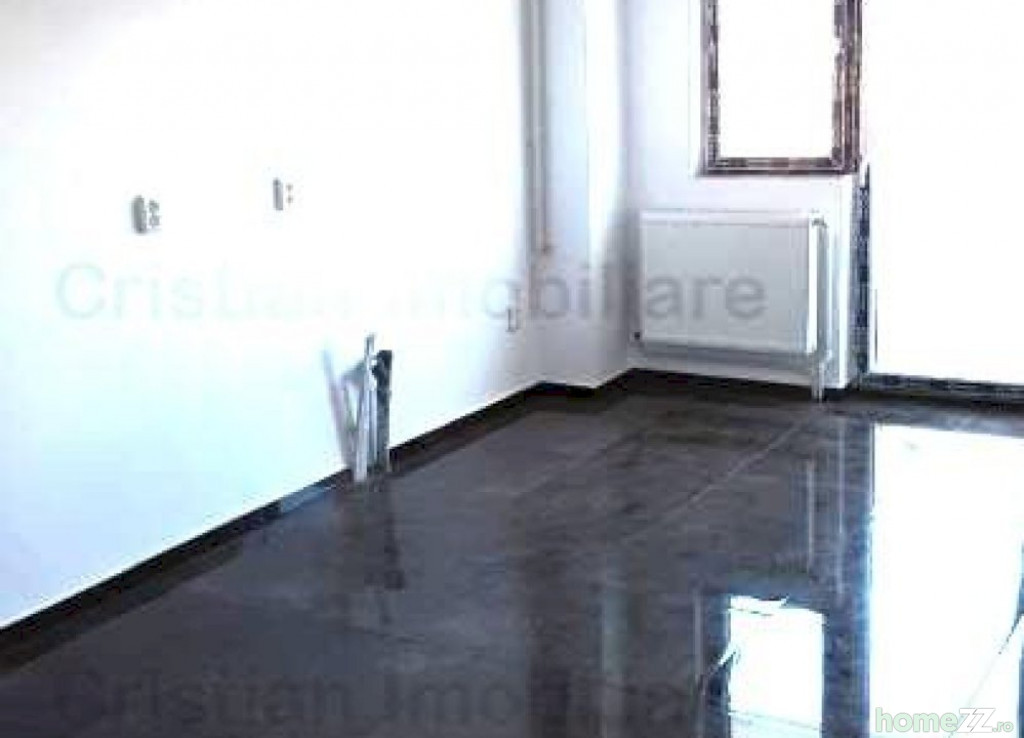 Apartament 3 camere, Central