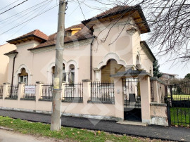 Casa cu valoare arhitecturala, ultracentral, Oradea