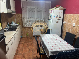 Apartament 3 camere, Zona Nufarul