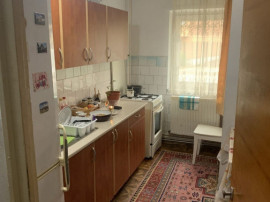 Apartament 3 camere Harmanului-Craiter,decomandat,73500 Euro