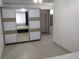 Apartament renovat strada Bucegi