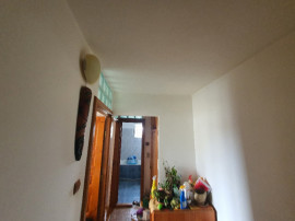 Apartament 3 camere situat zona Păltiniș, 2 balcoane etaj 3/4