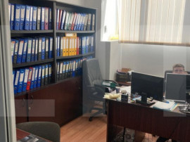 Spatiu de birou, 576 mp, 20 parcari, zona strazii Fabricii