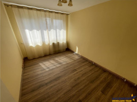 Apartament cu 2 camere, decomandat,zona universitara, Targu