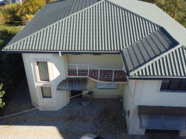 NOU* Vila 350mp cu teren 2000mp in Bucium !