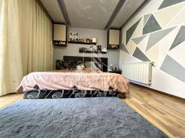 Casa individuala, P+M, cu 5 camere, in Chisoda