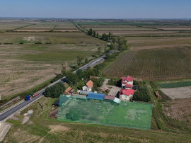 Teren intravilan &icirc;n Zerind