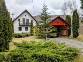 Casă singur &icirc;n curte &ndash; Mureș &ndash; C&acirc;mpu Cetății