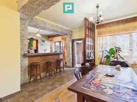 Proprietate multifuncțională centrală 1000 mp