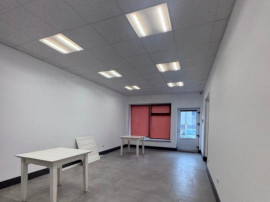Spatiu comercial Central, Vicovu de Sus (Bivolaria)