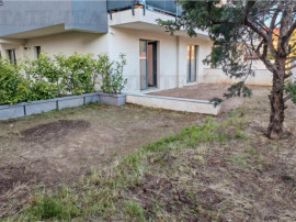 Apartament generos de 3 camere si curte proprie de 115mp, in