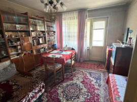 Apartament 73mp cu 3 camere decomandat, 1 Mai vizavi de Spit