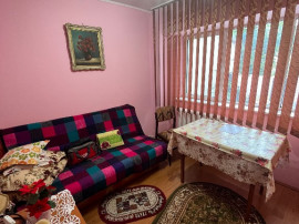 Apartament 3 camere Scolilor parter/ vedere stradala Mobilat -Utilat.