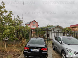 Vila cu etaj in Adunatii Copaceni, p 1 pod garaj anexe,