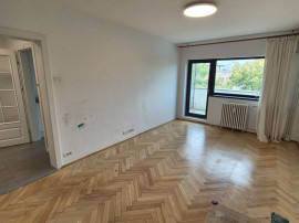 Apartament cu 3 camere 90,11 mp, bloc 1996 - Unirii