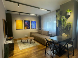 Apartament 2 camere, decomandat - zona Tractorul