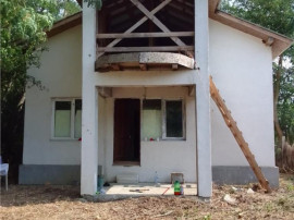 Casa P M si teren intravilan de in localitatea Patlageanca-