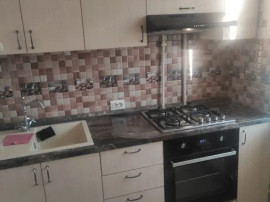 Oferim spre inchiriere garsoniera Ozana