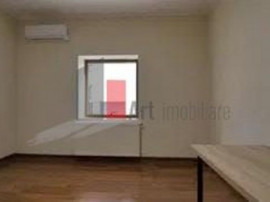 V&acirc;nzare apartament 3 camere cu centrală Șos. Giurgiulu...