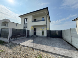 Casa de | Teren 350 mp | 4 camere | Dormitor cu baie poprie