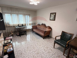 Apartament 3 camere Ultracentral cu loc de parcare