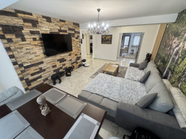 Casă / Vilă deosebită zona Medeea &ndash; oportunitate exc...