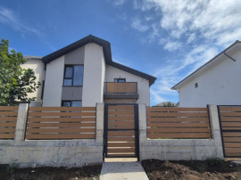Casă modernă P+M Agigea, zonă liniștită