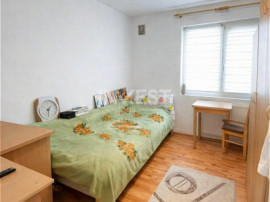 Apartament 2 camere decomandat-Podu Ros-etaj 3-bloc fara ris
