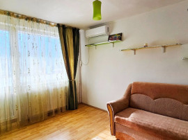 Apartament 2 camere,etaj 1, cu boxa, mobilat si utilat,zona Carrefour