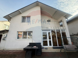 Casă / Vilă cu 5 camere de v&acirc;nzare