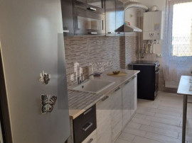 Garsoniera Decomandata 41mp - Sector 4 - Bulevardul Metal...