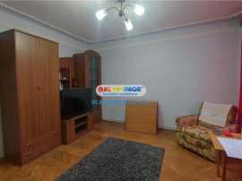 Apartament 3 camere, etaj 2, plus boxa, zona Servicii Pasap