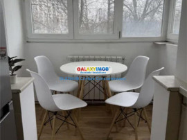 Apartament 3 camere, decomandat, renovat complet, metrou Tit