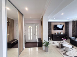 Casa individuala finisata cu 5 camere, Garaj, Sarmas, 0% Com